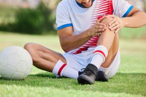 soccer player with torn meniscus
